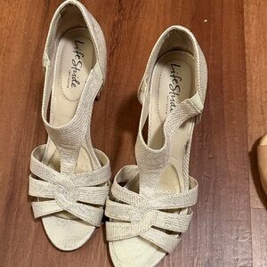 Life Stride Women's Beige Strappy Heels